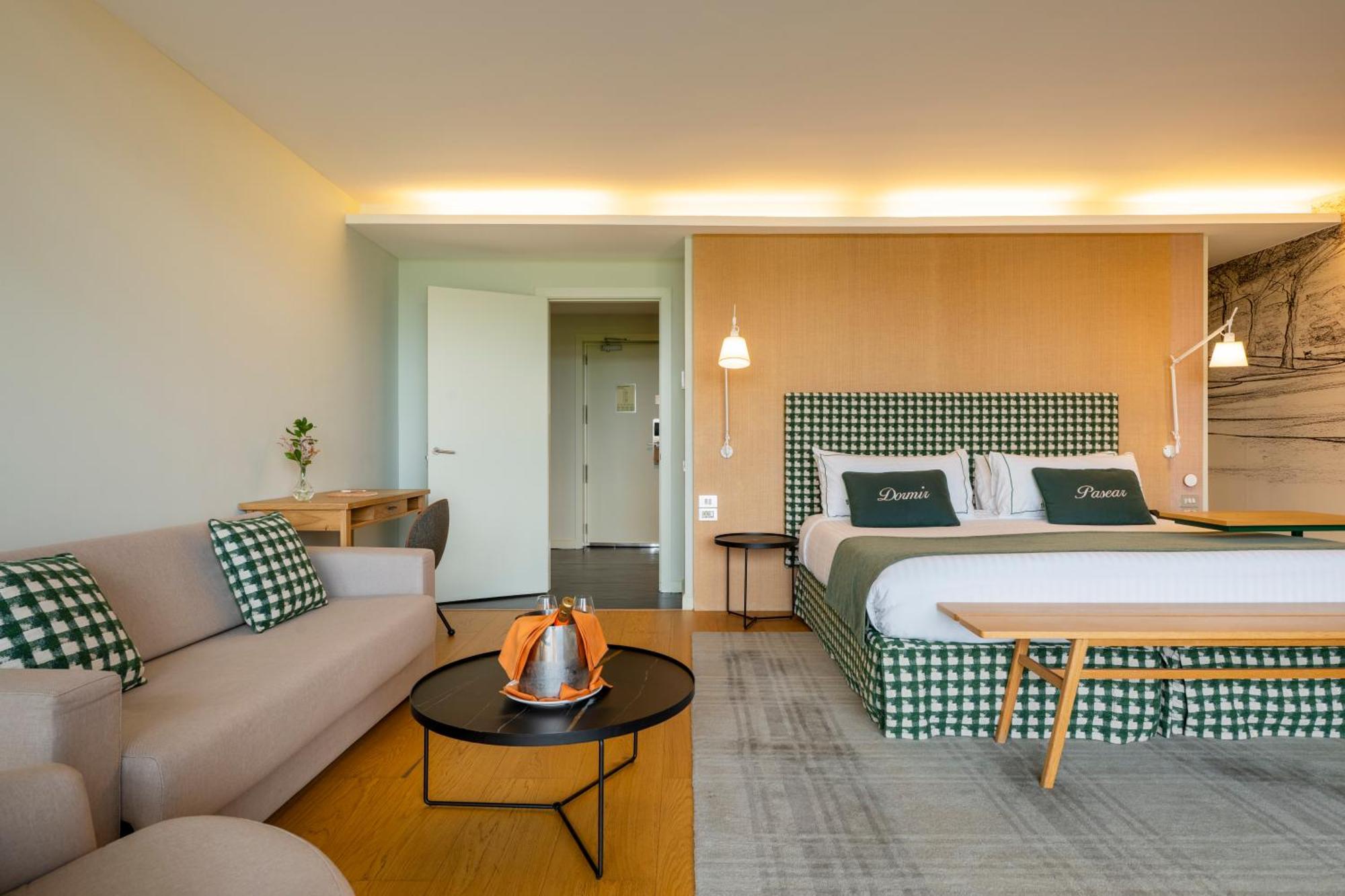 Junior Suite Spa Reservation needed