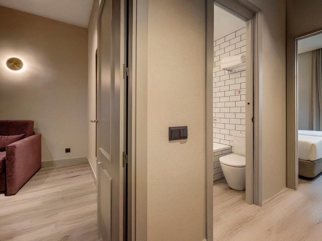 Deluxe Family Suite