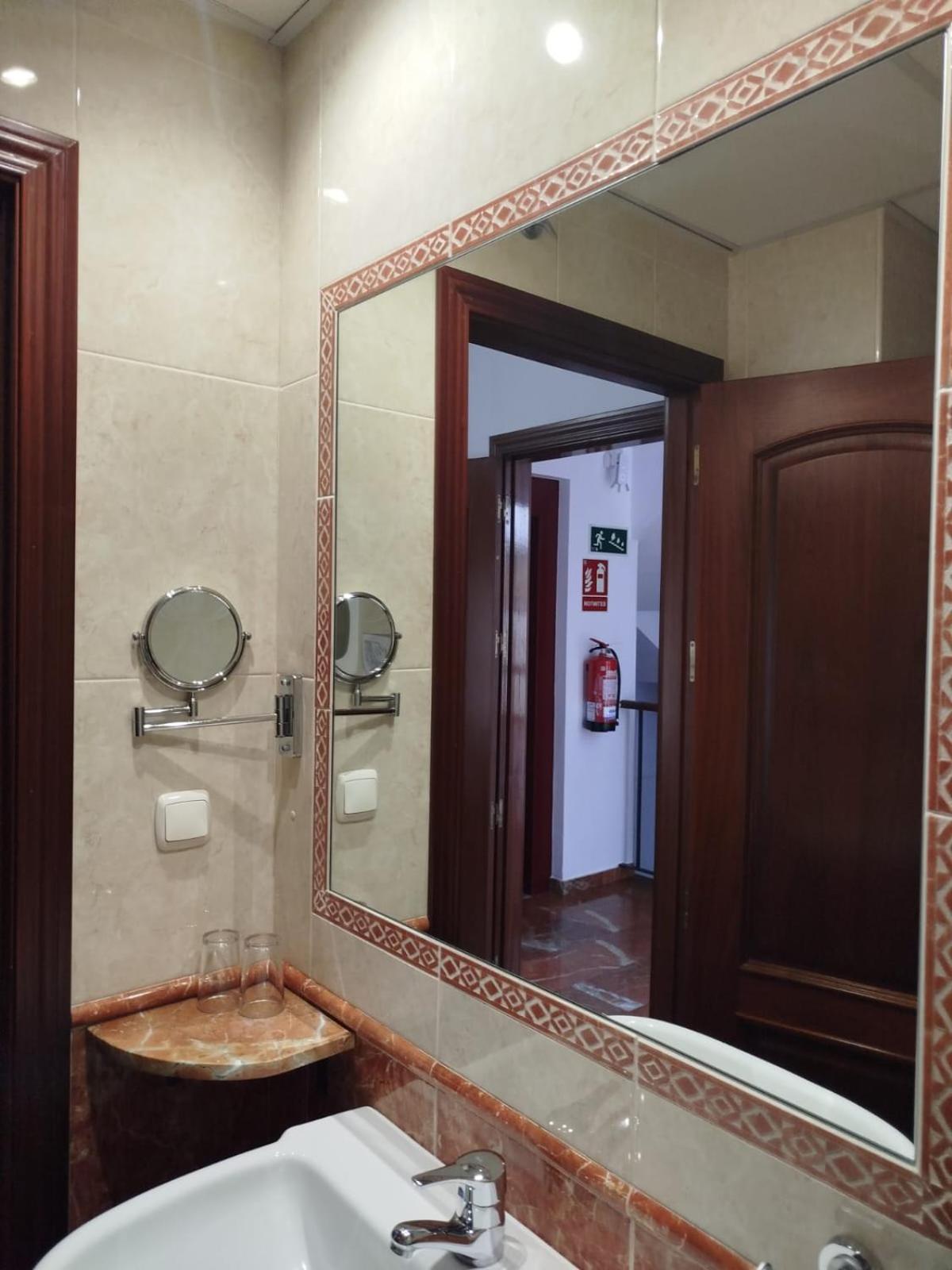 Large Twin Room