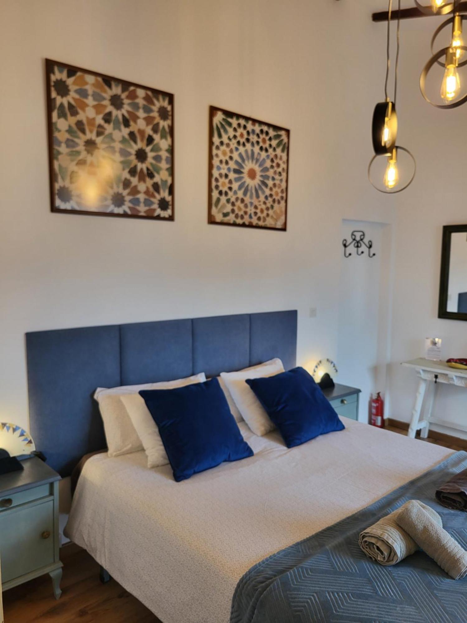Double or Twin Room Mountain View