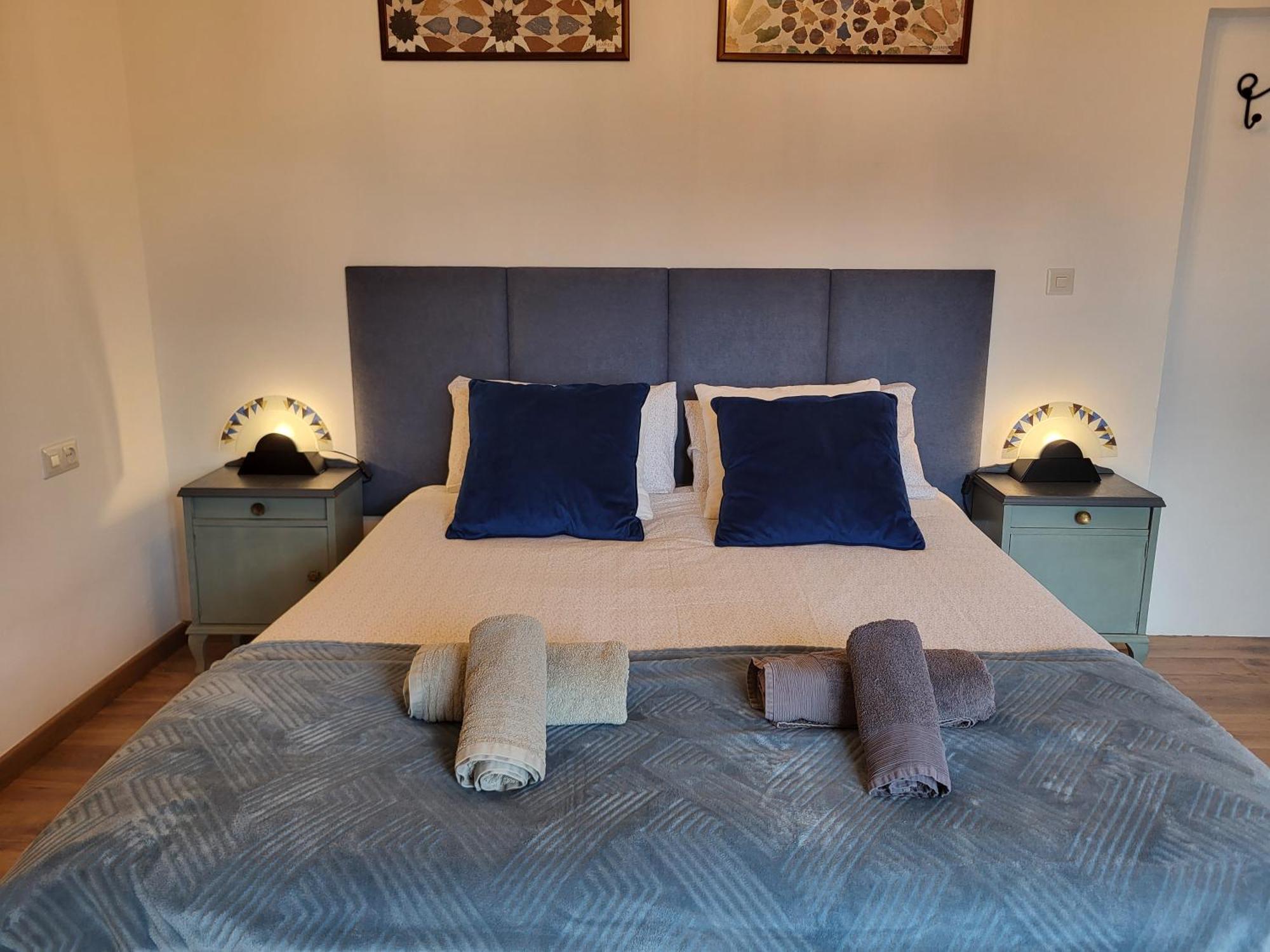 Double or Twin Room Mountain View