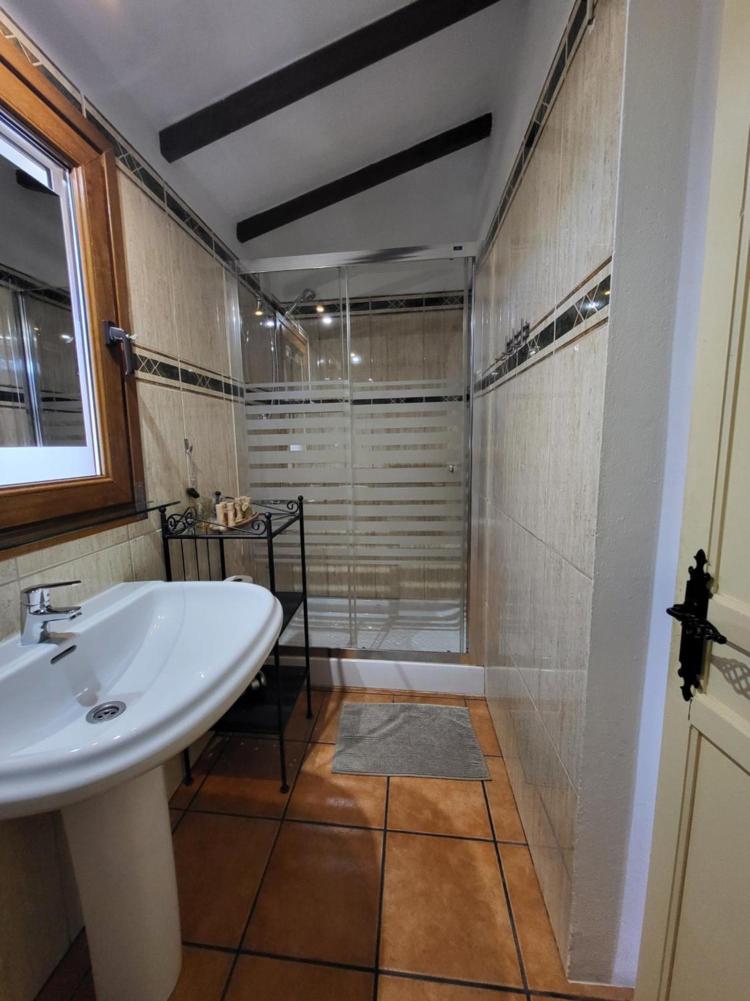 Double or Twin Room Mountain View