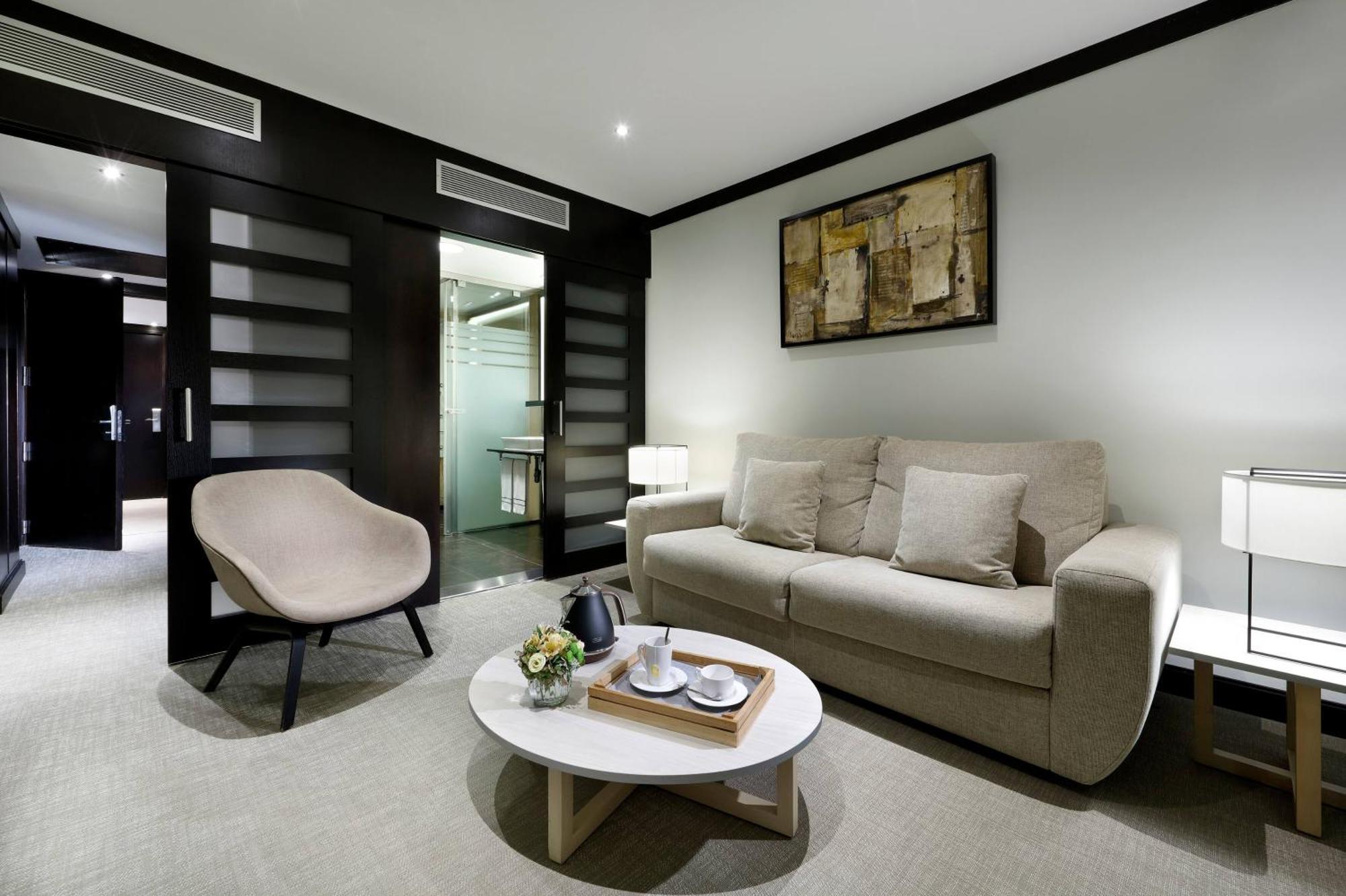 The Level Junior Suite,1758524434:JPEG