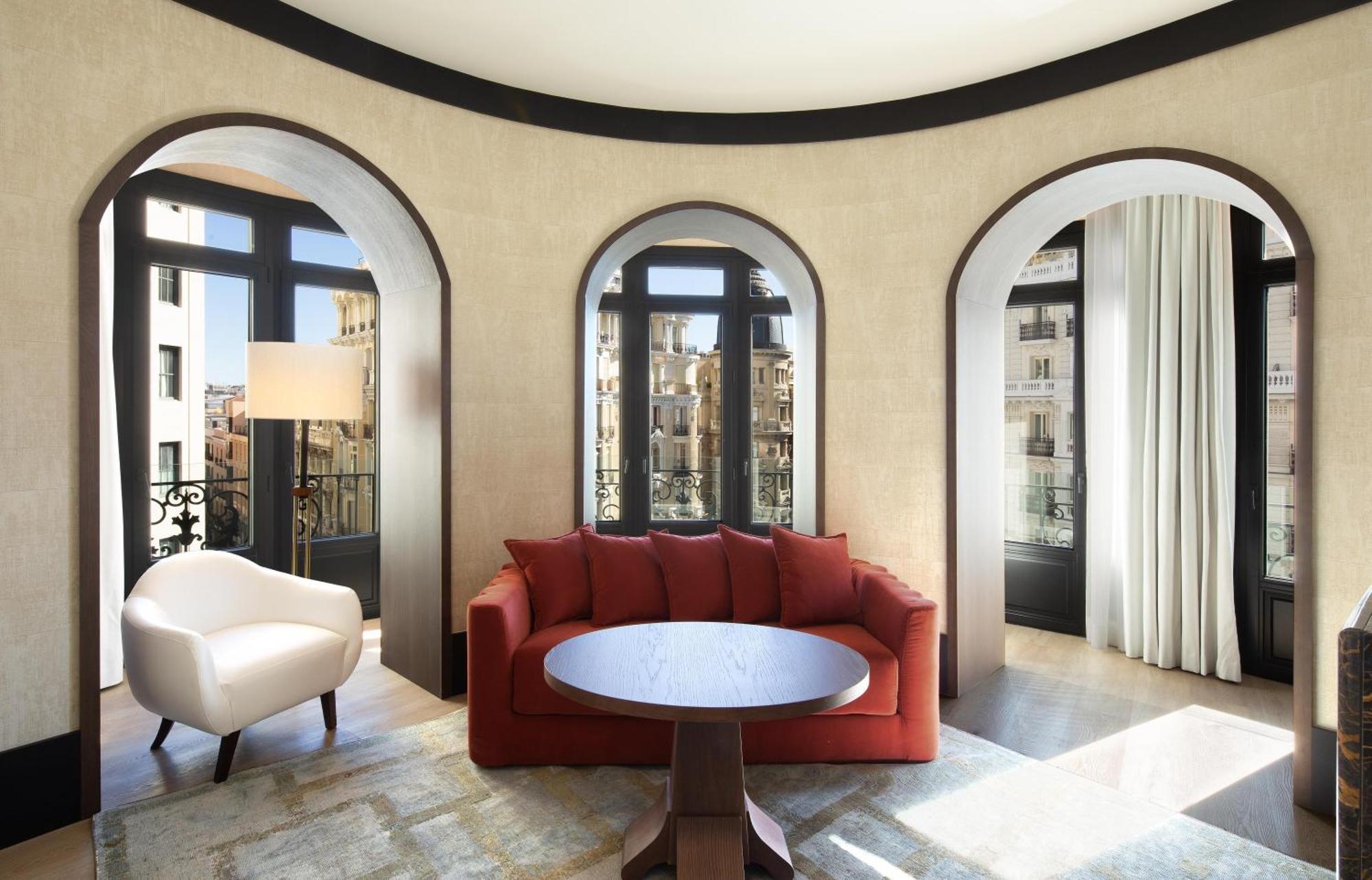 Connecting Family Suite,1758979527:JPEG