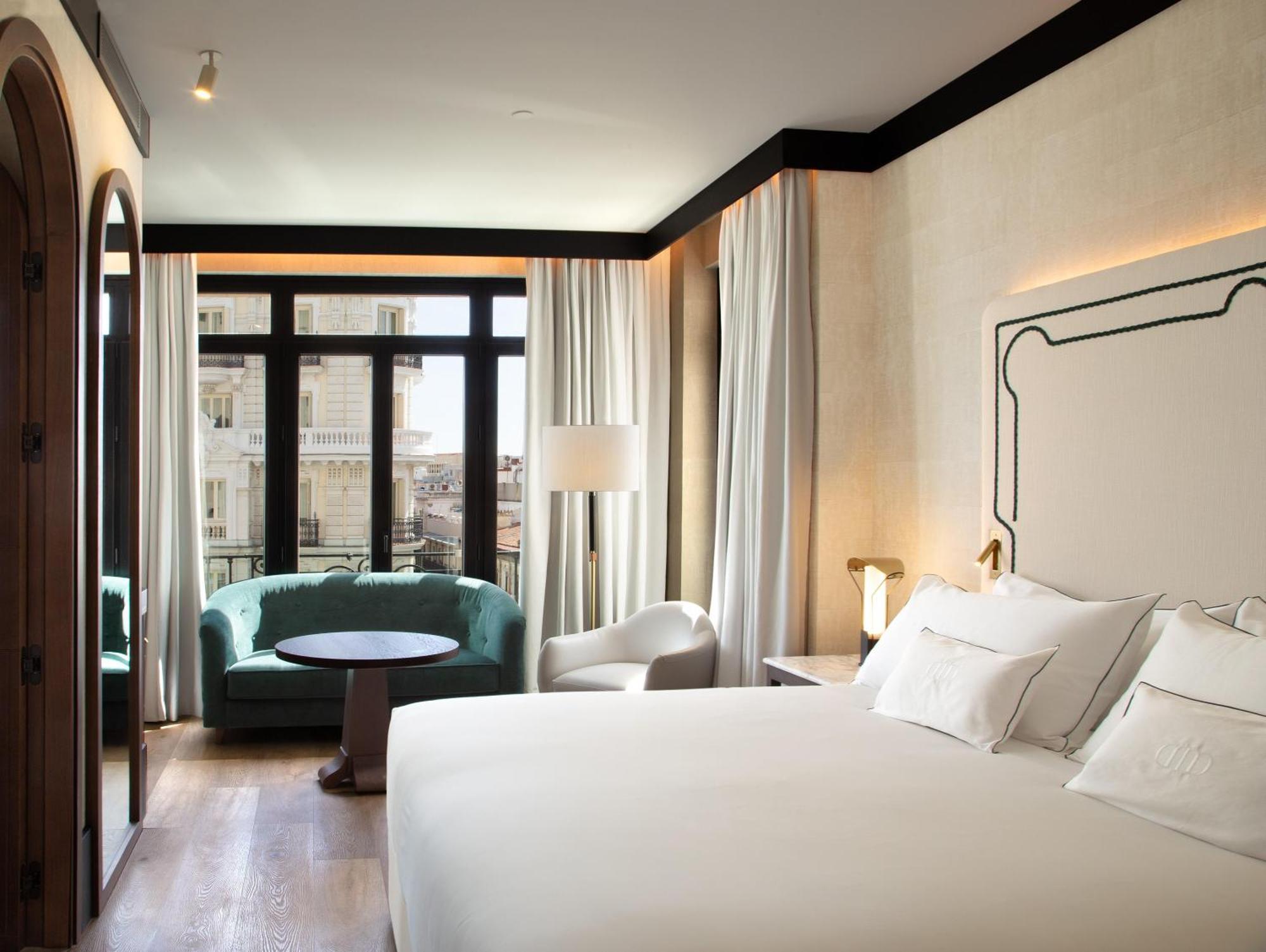 King Esperanza Room