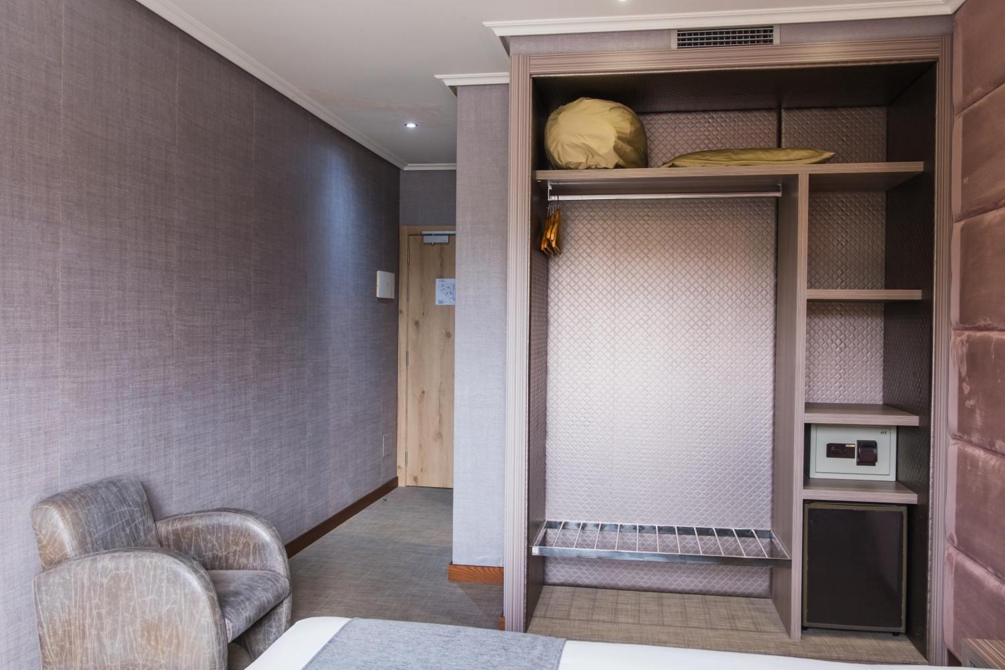 Single Room