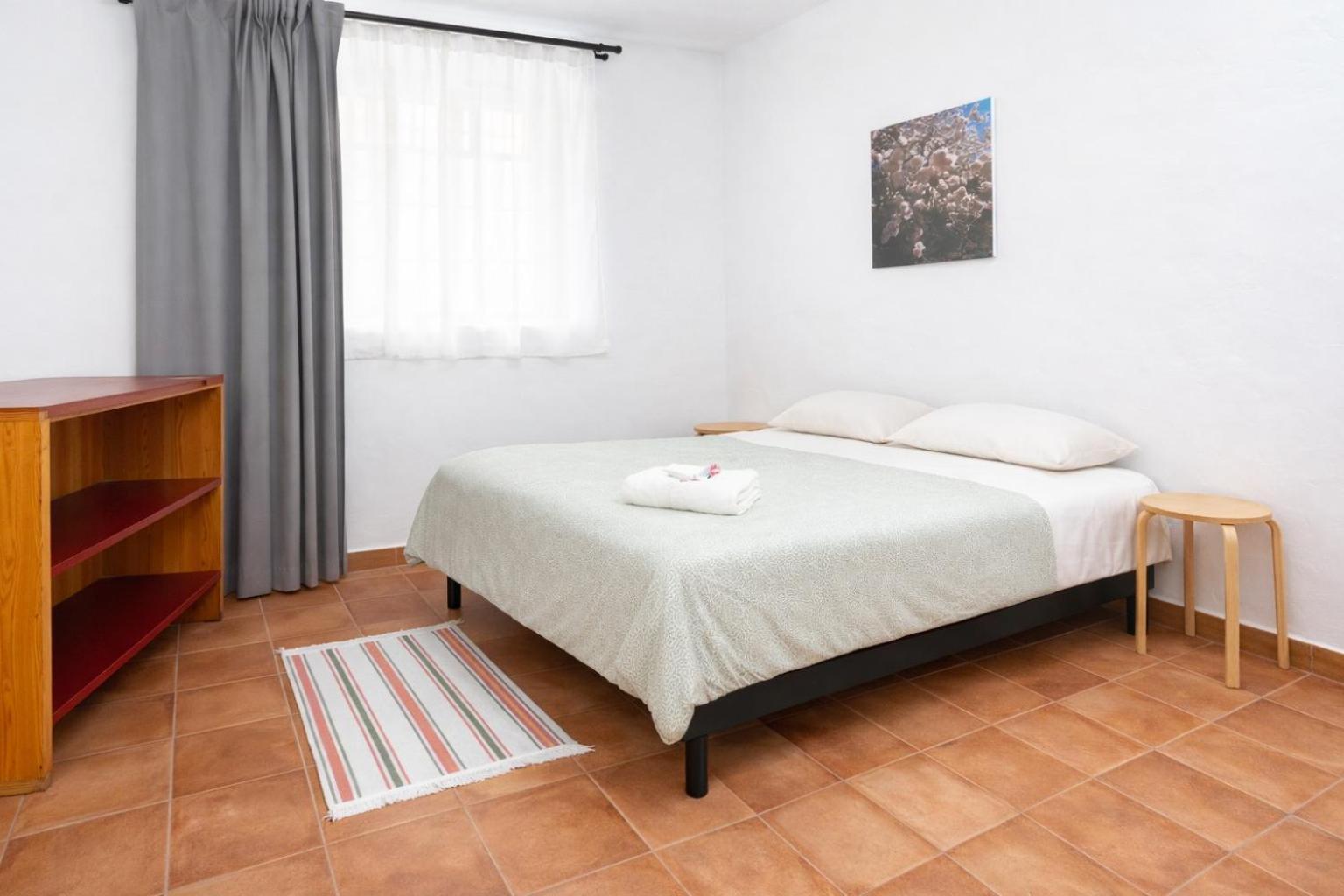 Habitación Doble con baño compartido