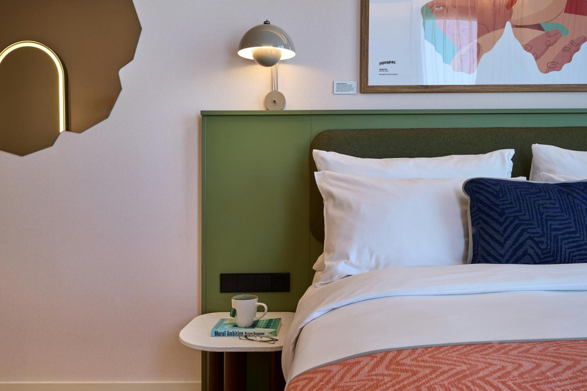 Double Room,1766597317:JPEG