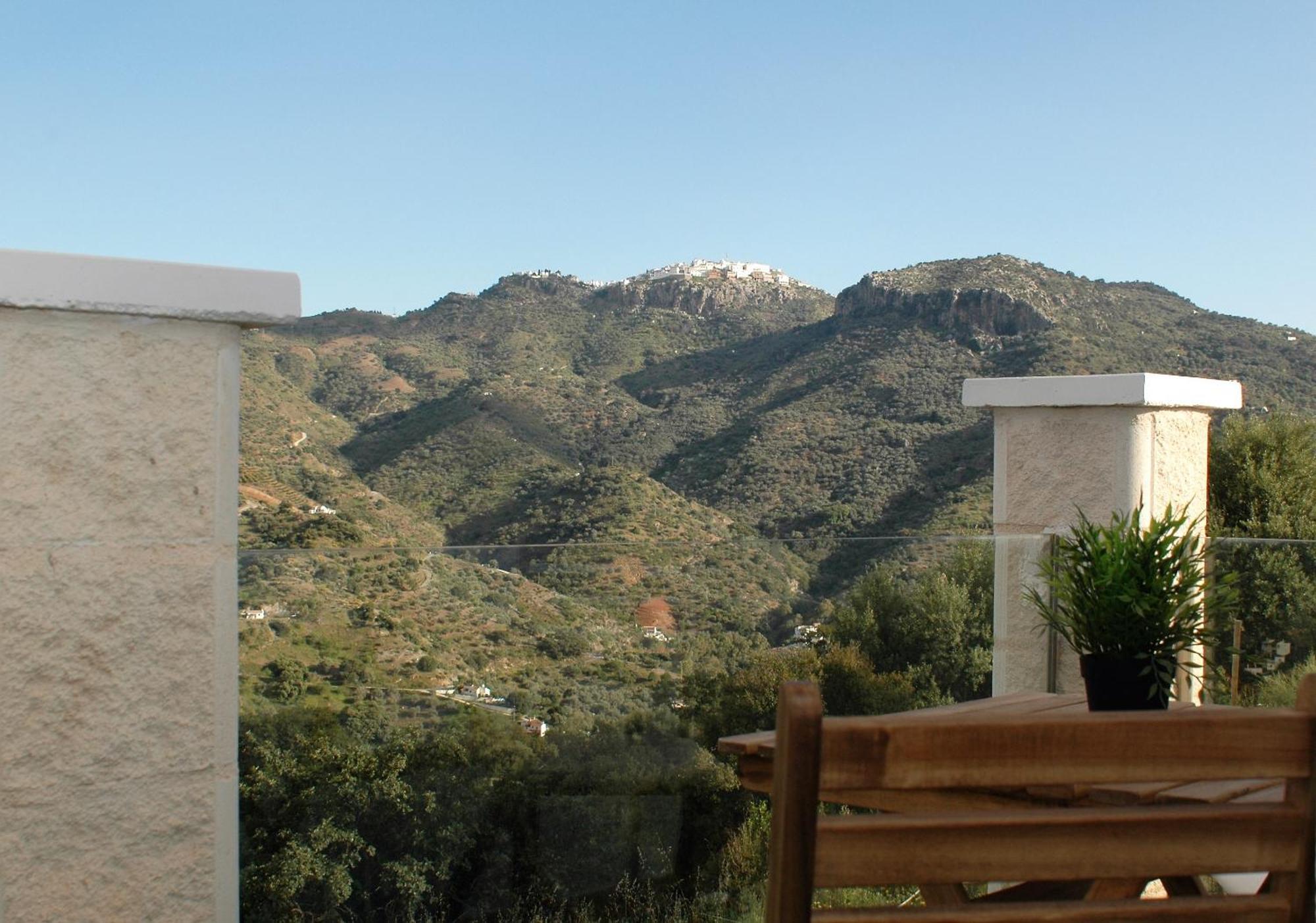 Habitación Doble con vistas a la montaña