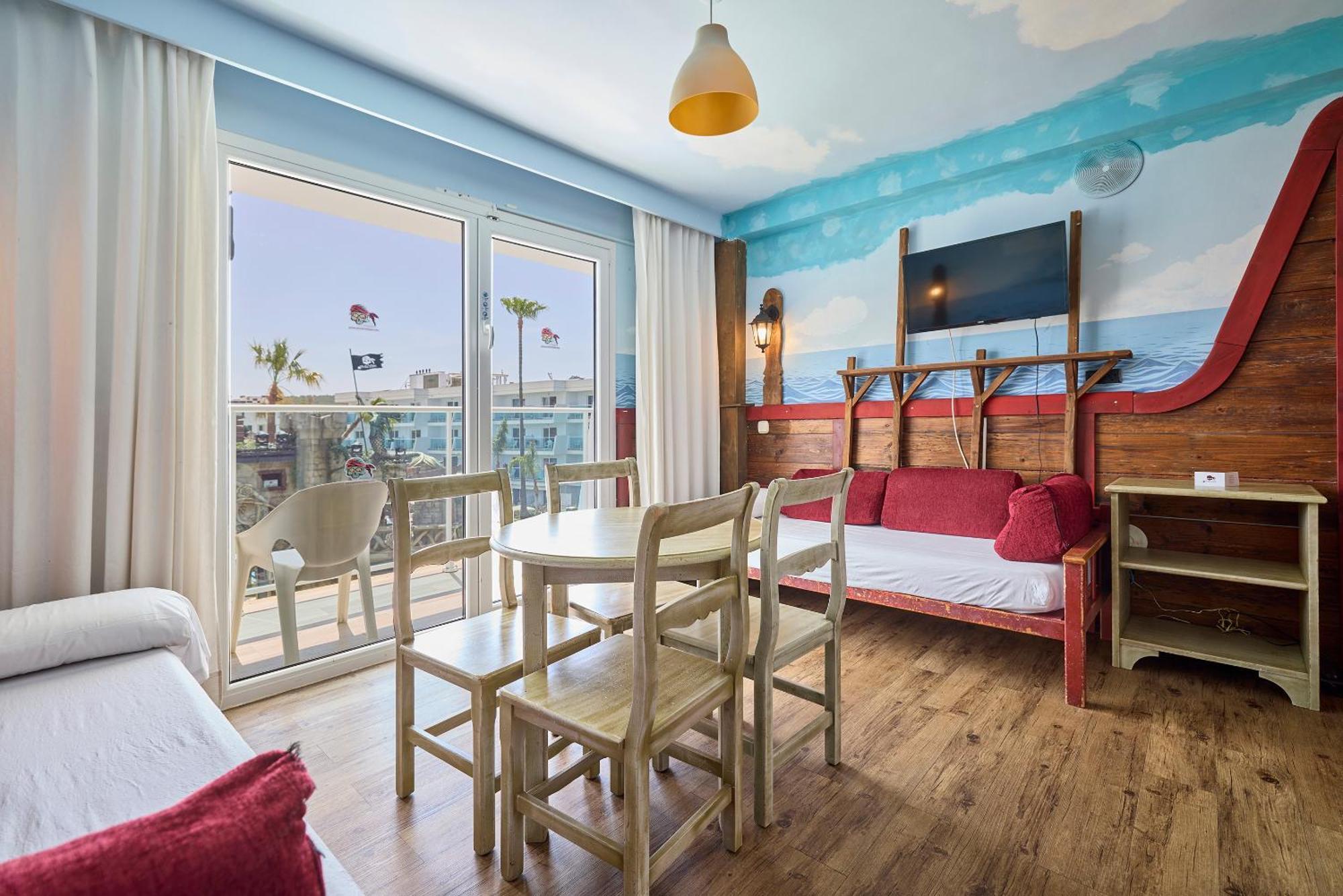 Themed One-Bedroom Apartment