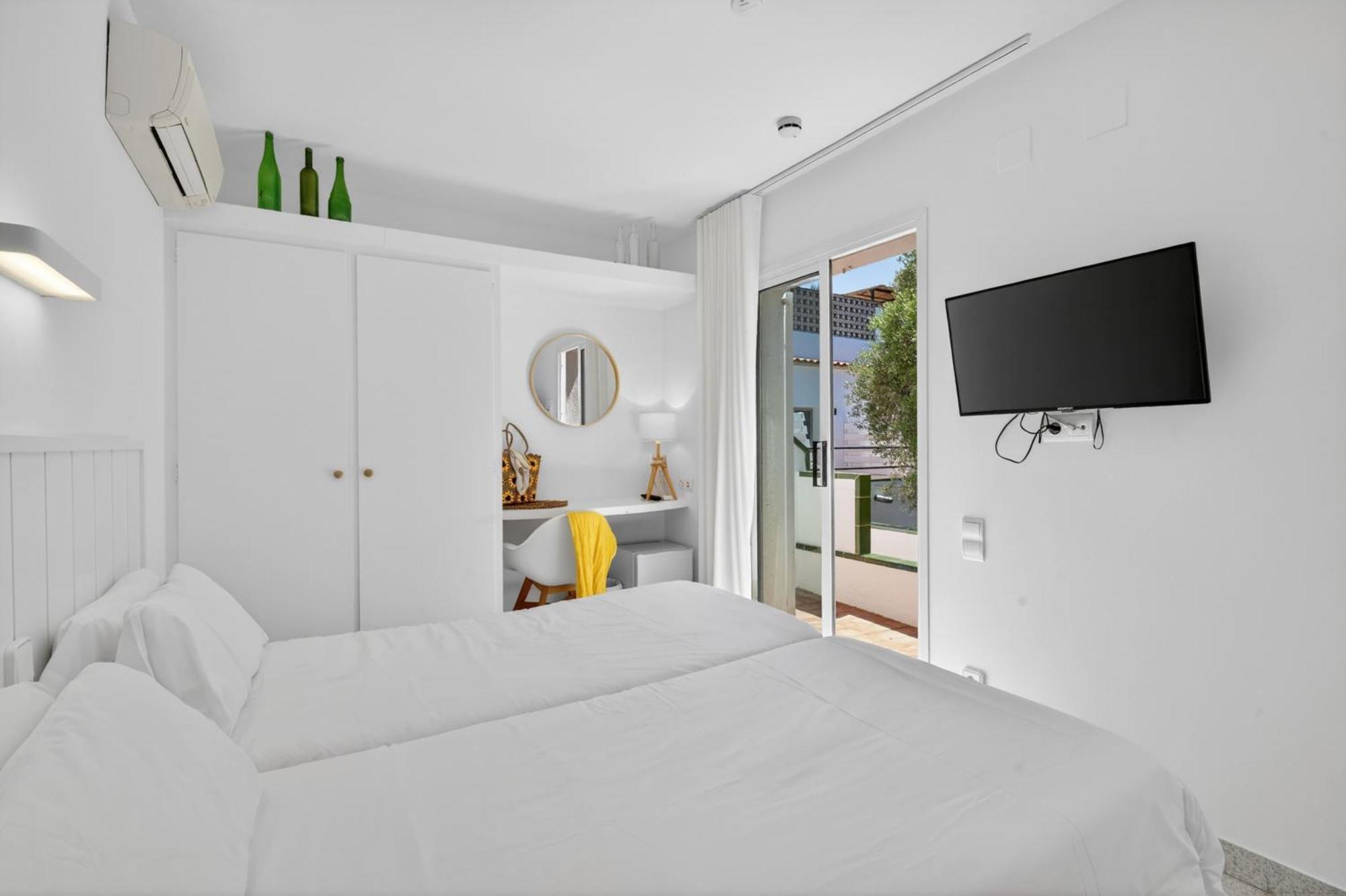 Economy Double or Twin Room