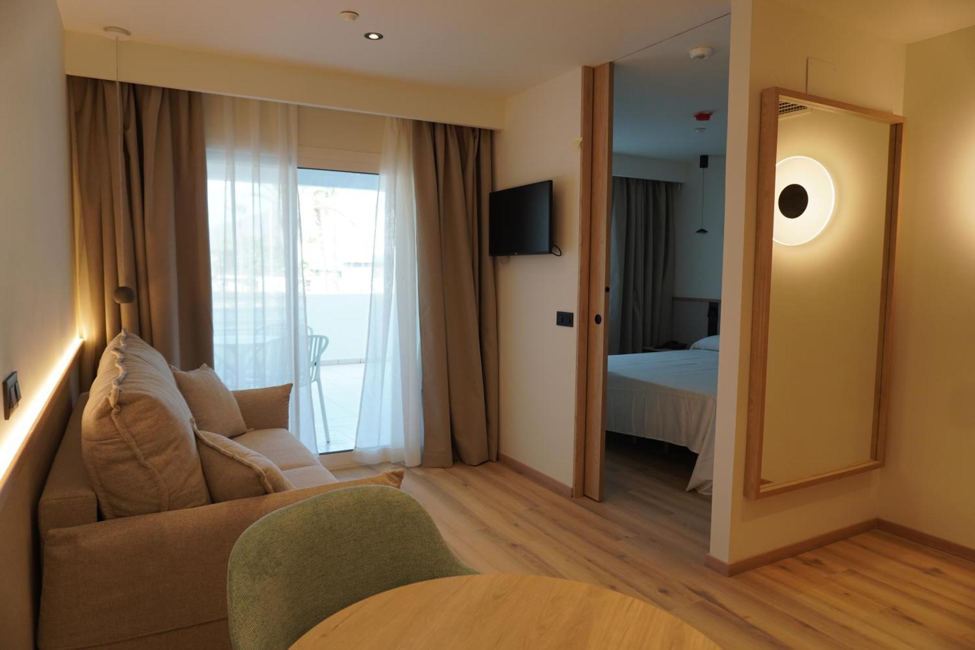 Triple Room,1772886283:JPEG