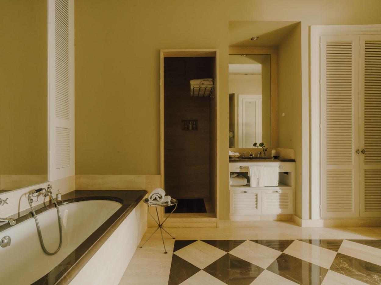 Executive Suite Spa Access