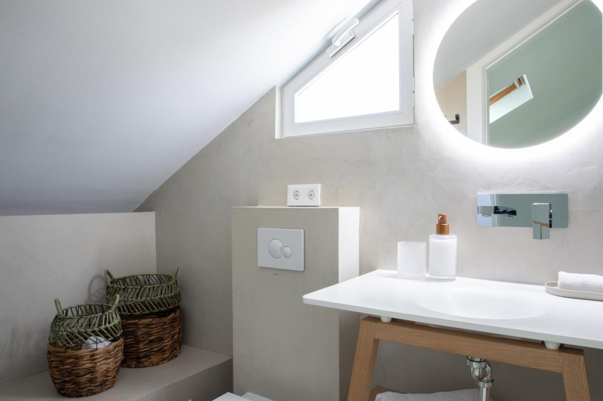 – Suite over 2 plan