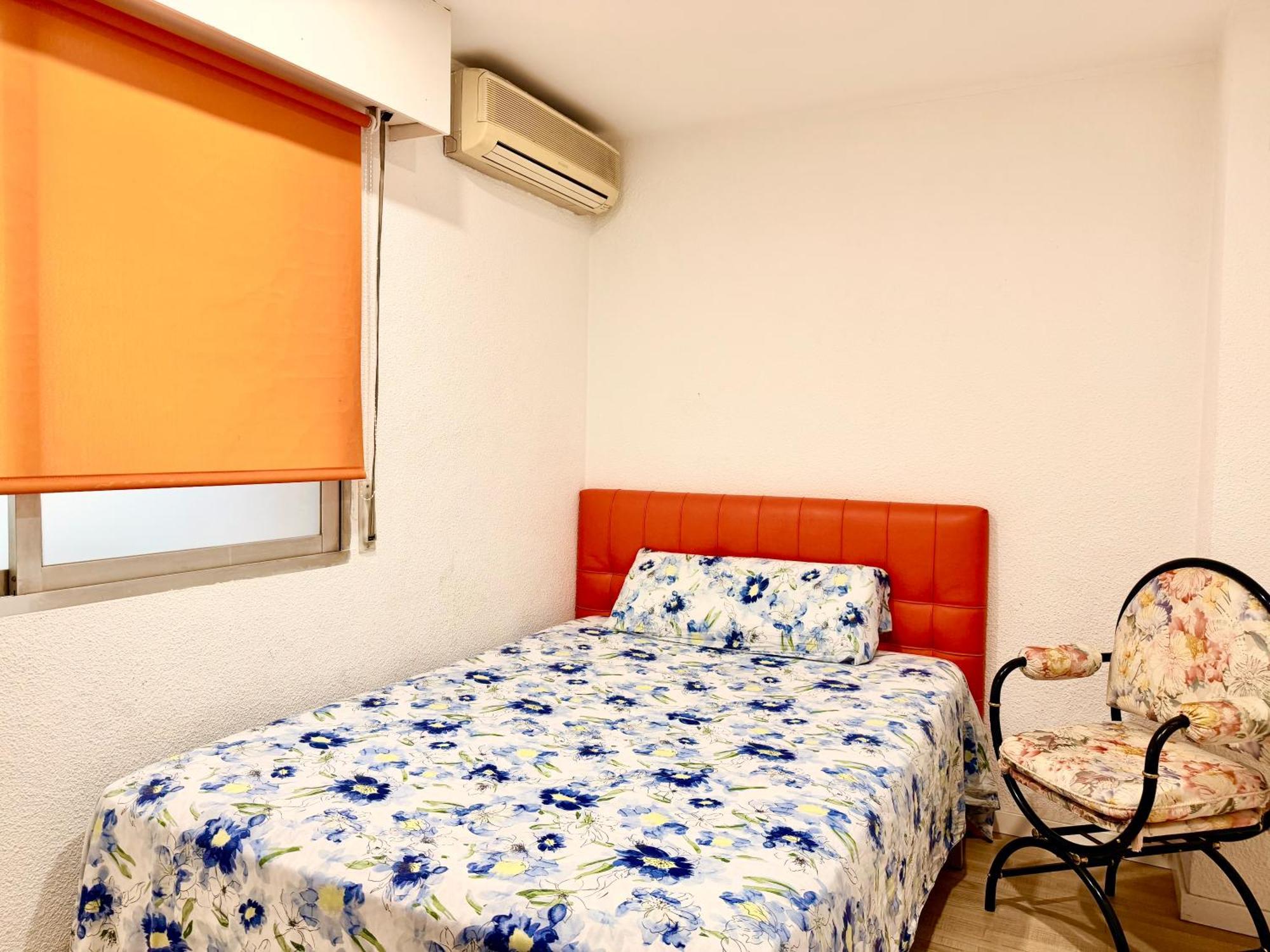 Single Room Shared Shower Toilet