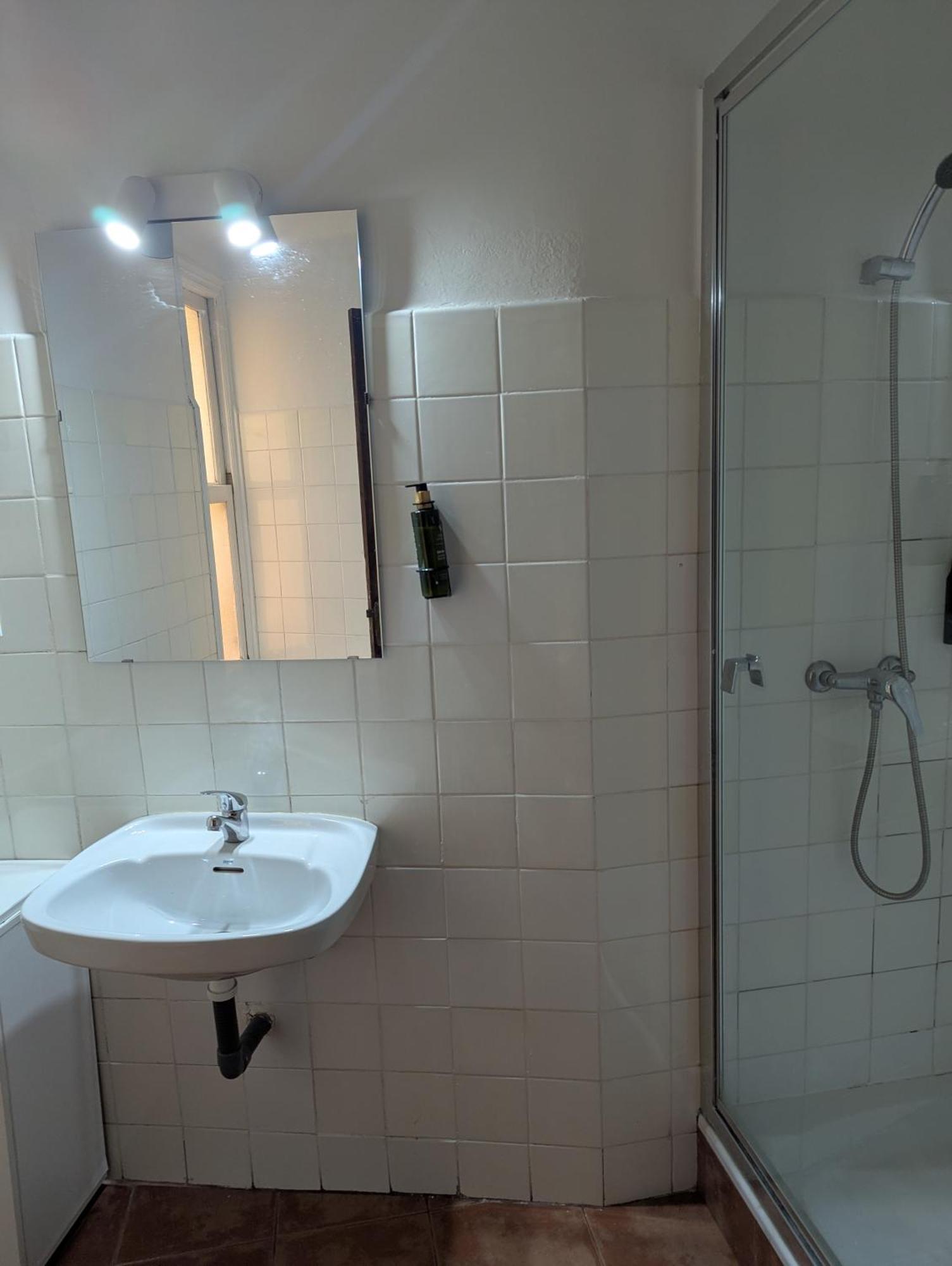 Camera Tripla