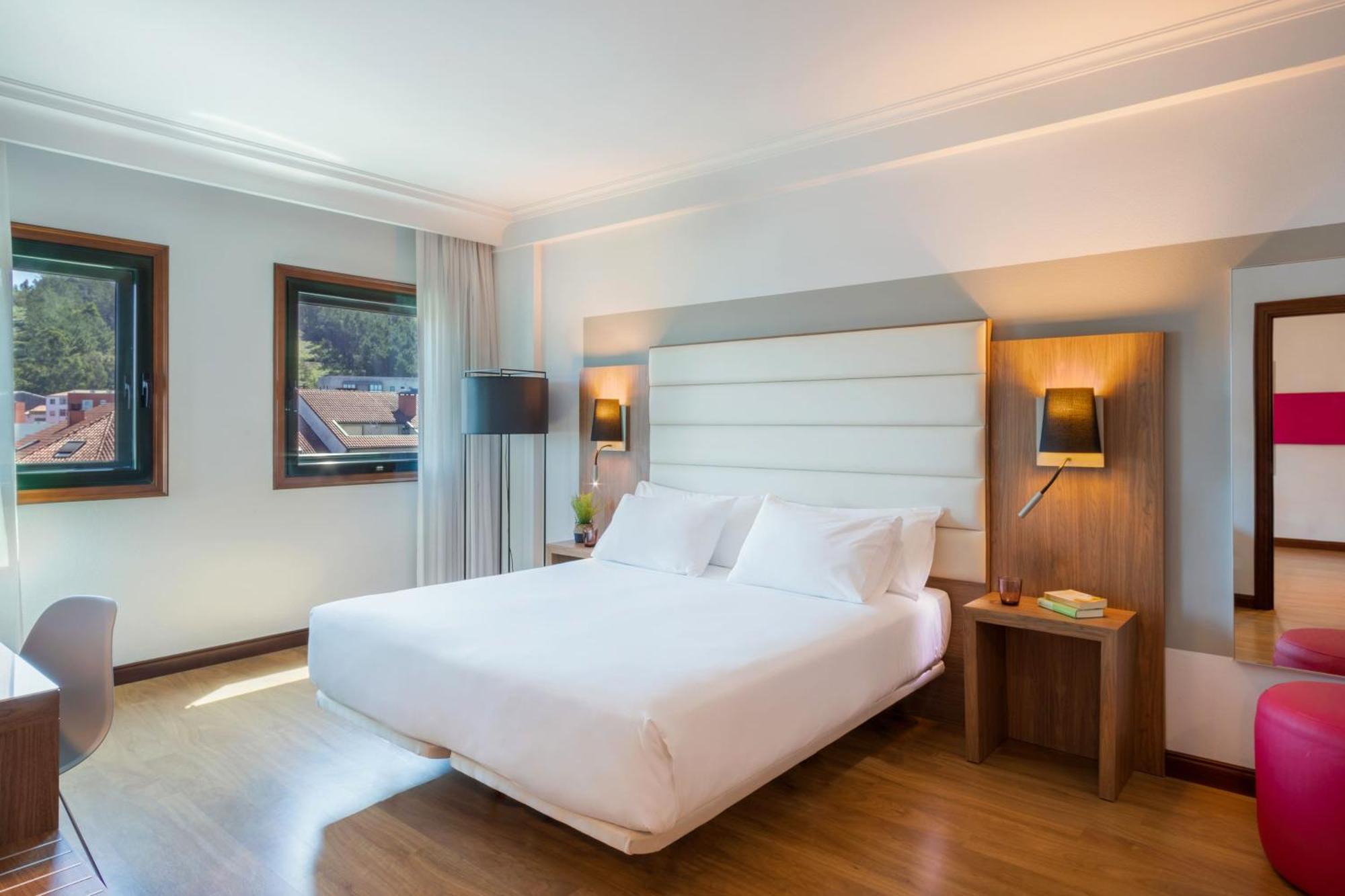 Junior Suite (2 Adults + 2 Children)