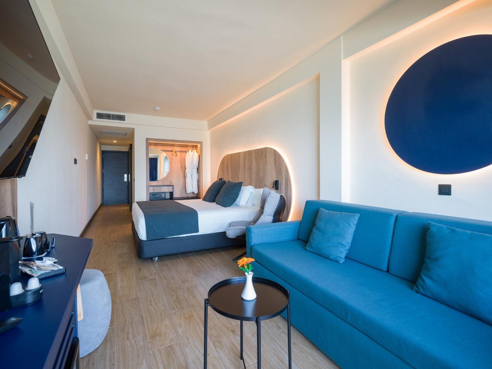 Camera Familiare con Vista Mare