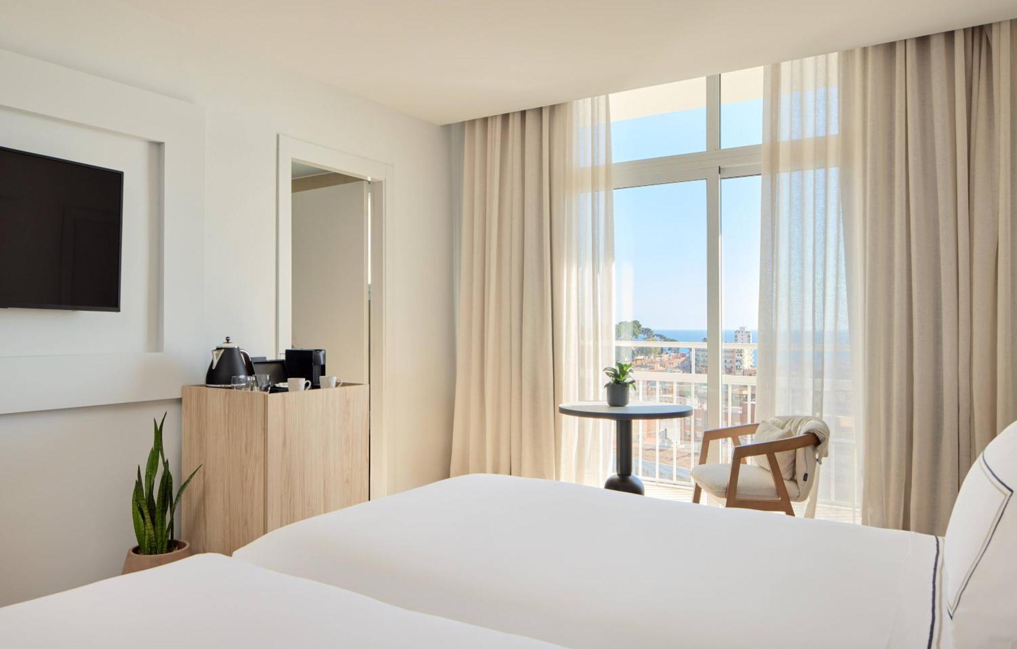 Supreme Room