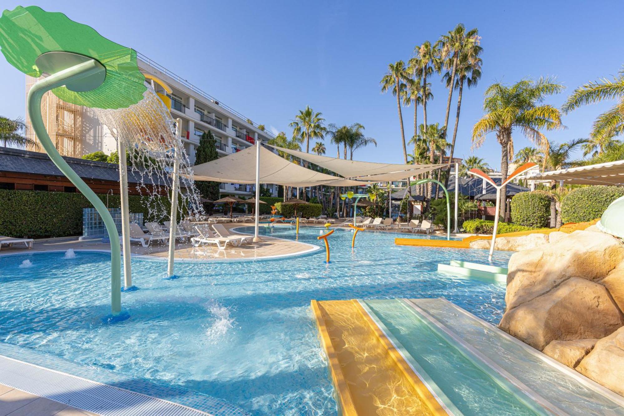 Familiesuite Sol met Uitzicht op Splash (2 Volwassenen + 3 Kinderen)