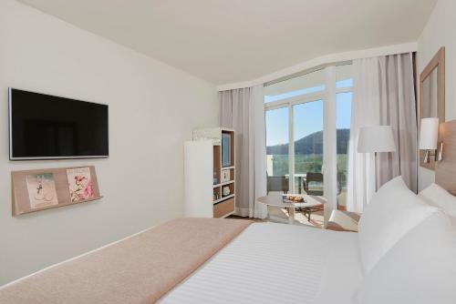 Zimmer Melia mit Verbindungstür