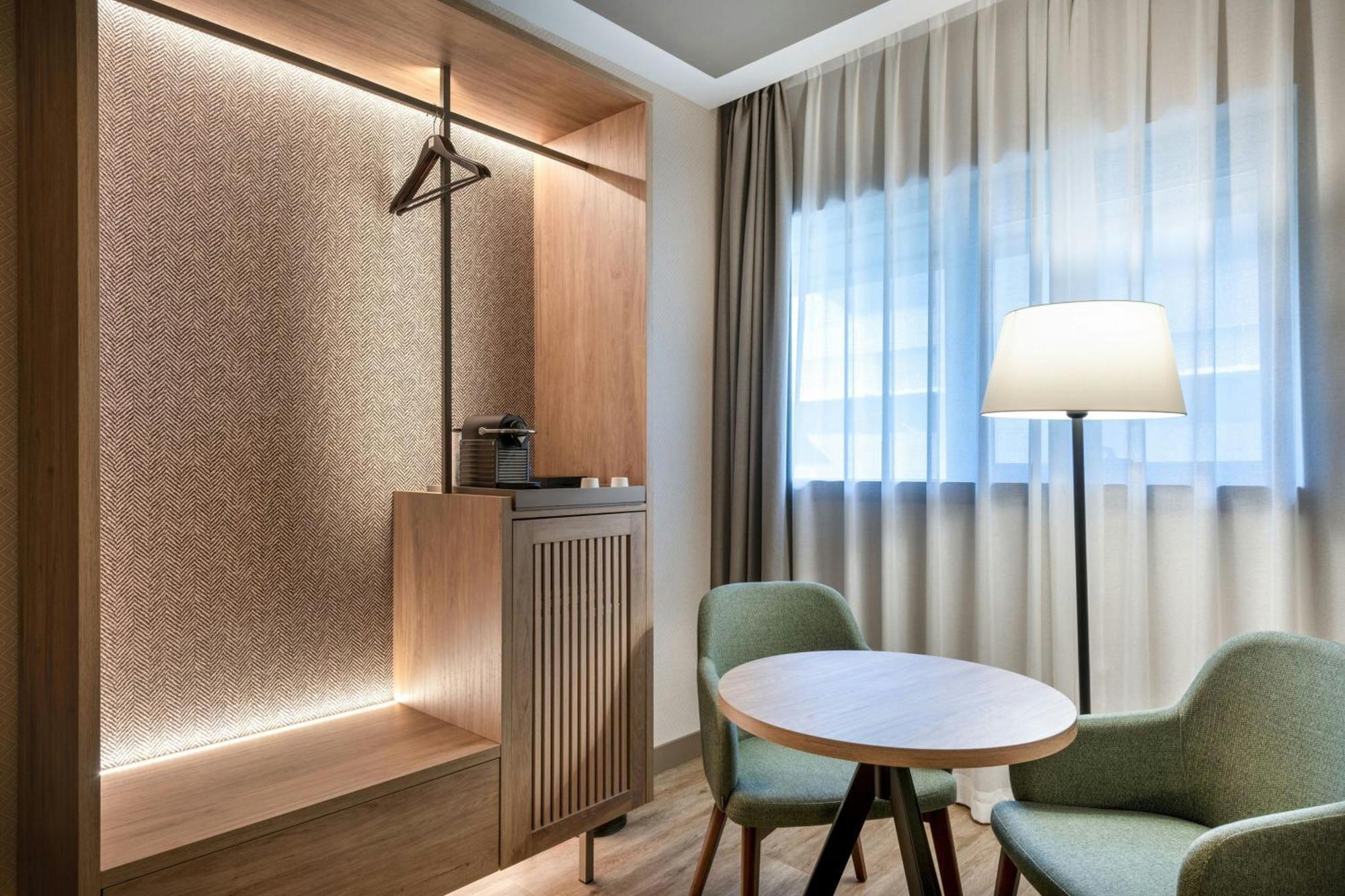 Standard Plus King Room