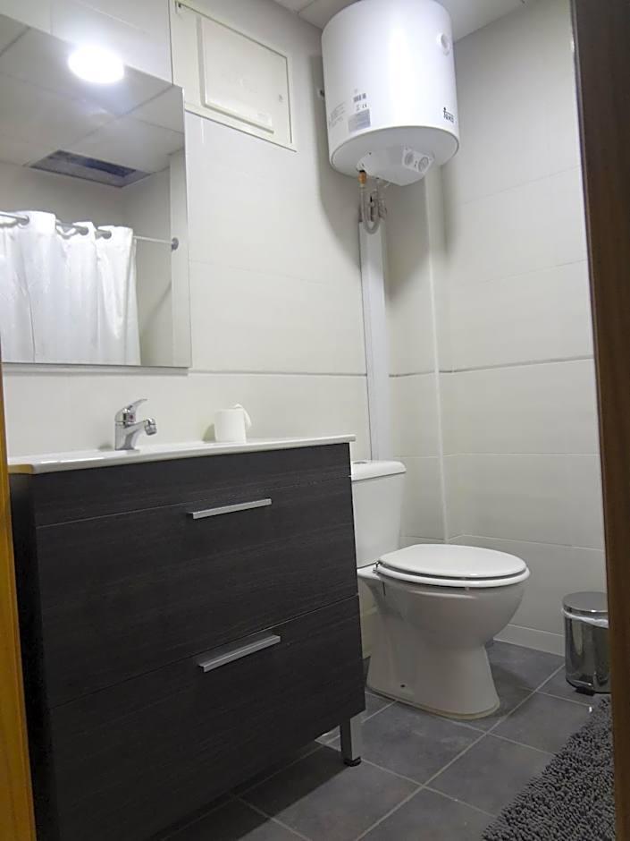 Standard Double Room Fan