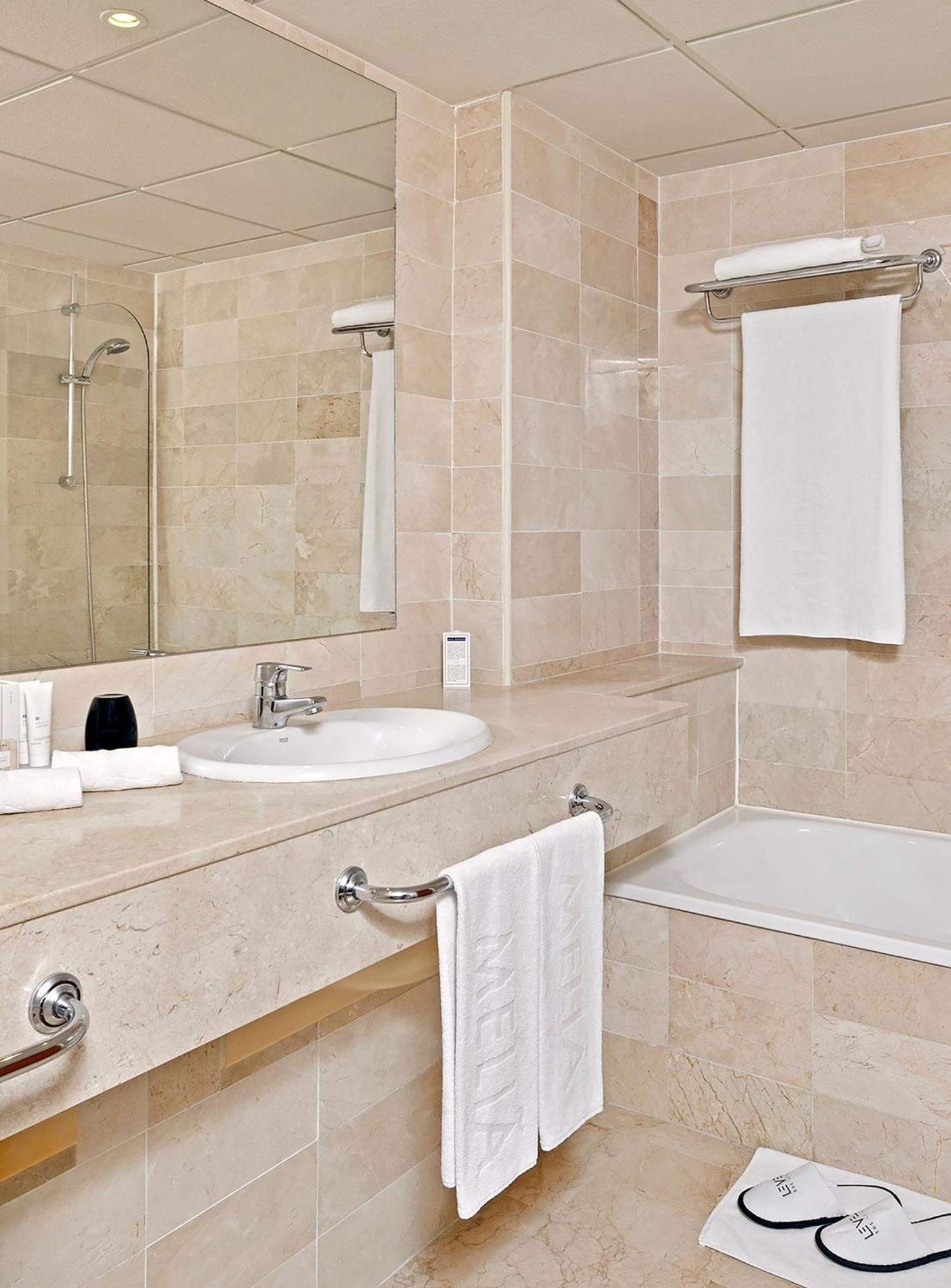 The Level Grand Premium Double Room Executive Lounge Access