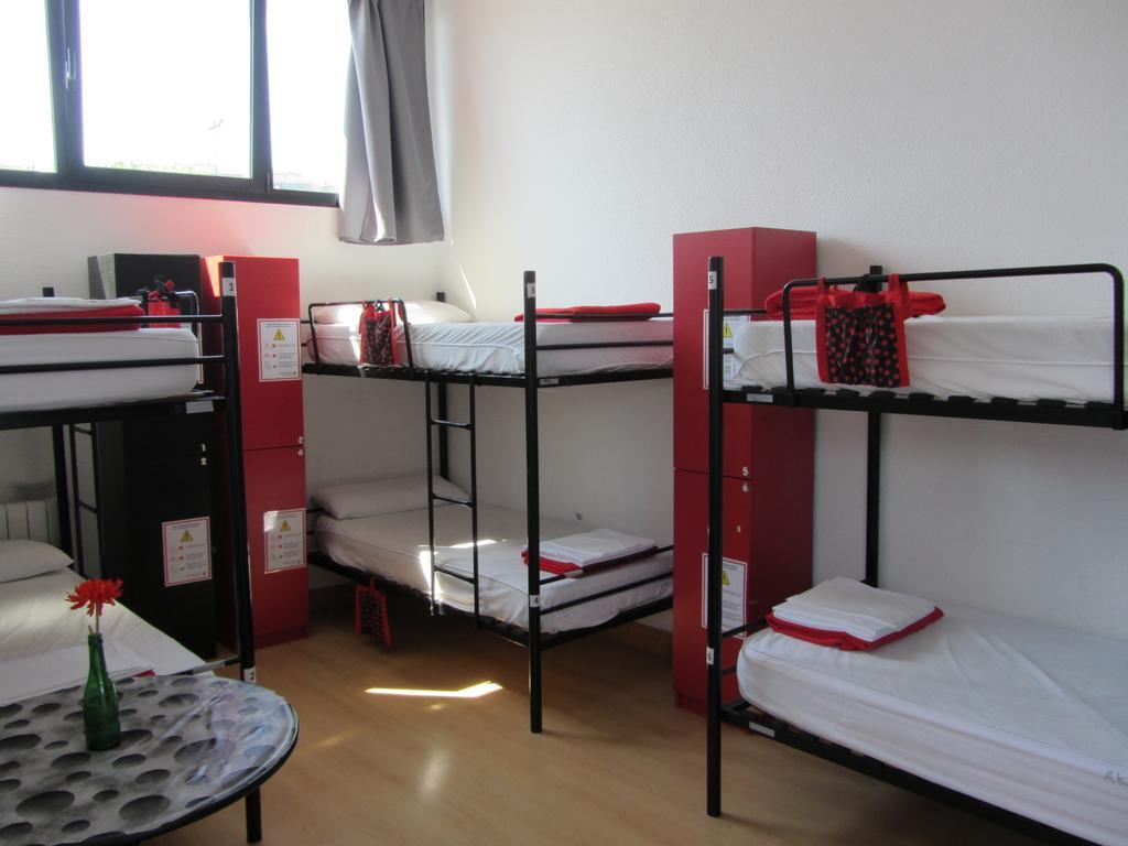 Bett im gemischten 6-Bett-Schlafsaal