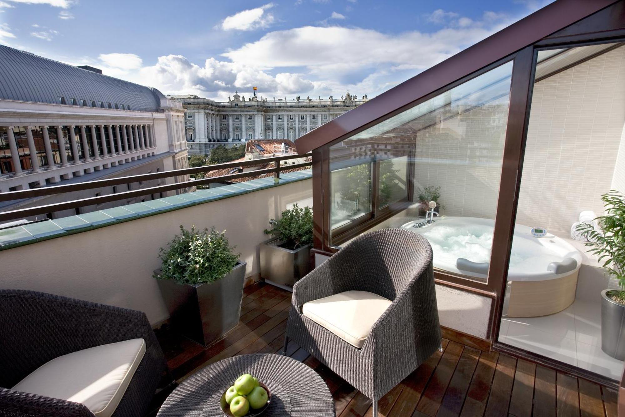 Double Room Terrace Spa Bath