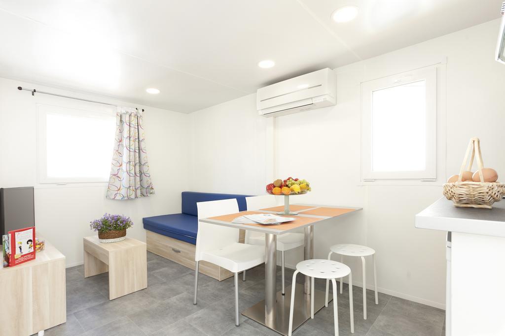 One-Bedroom Bungalow