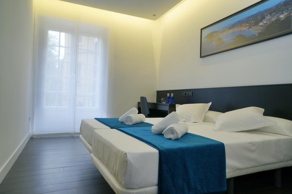 Double or Twin Room Balcony