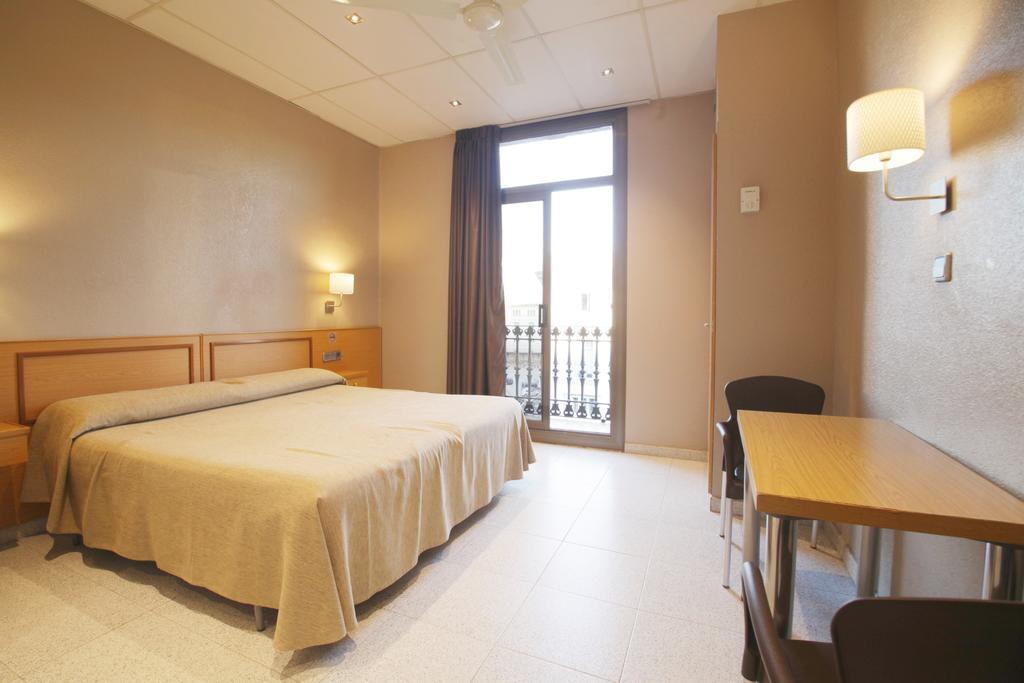 Double or Twin Room Bathroom
