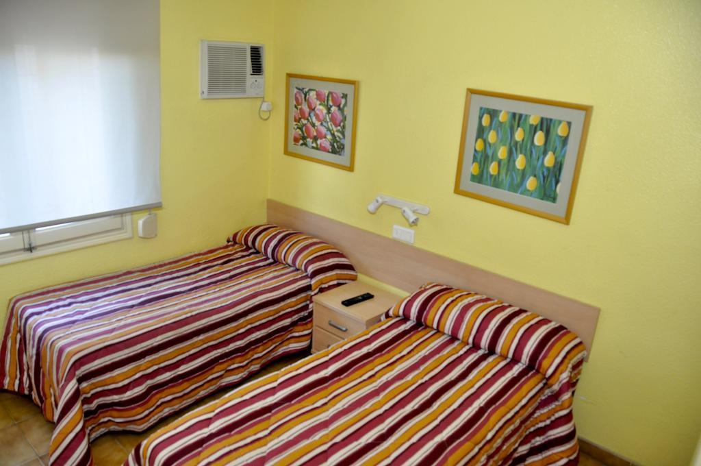 Double or Twin Room,245534057:JPEG