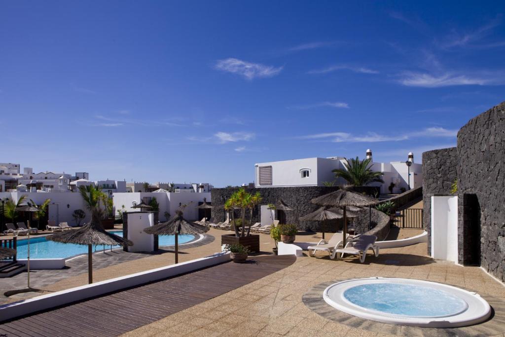 Appartement met 2 Slaapkamers en Uitzicht op Zee