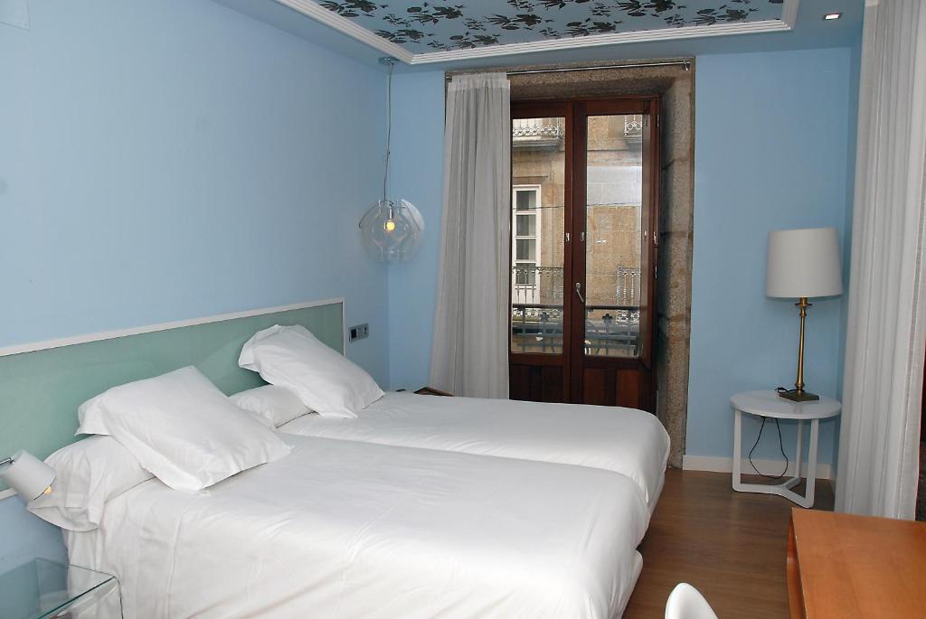 Deluxe Double Room with Balcony or Gallery