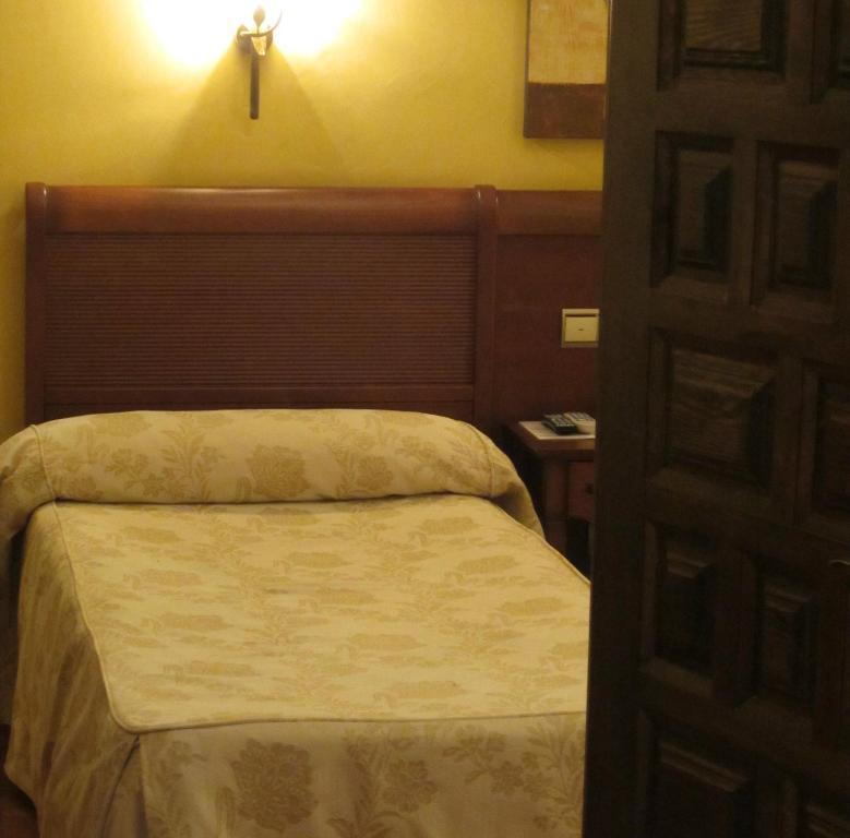 Interior Double or Twin Room,30898934:JPEG