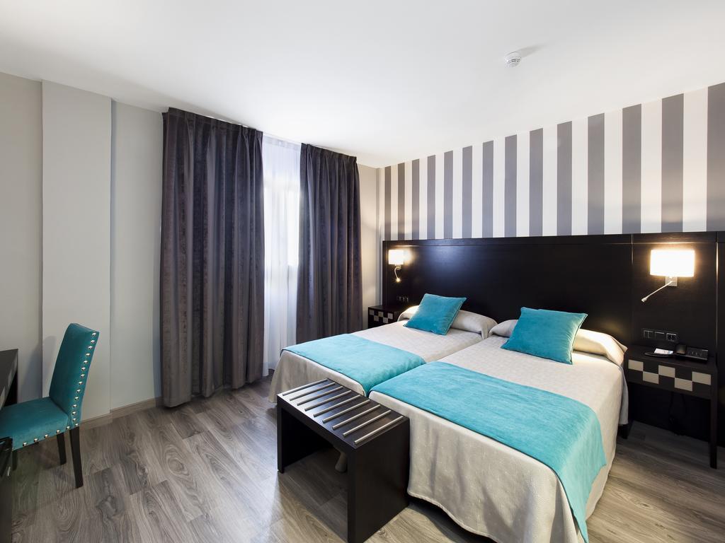 Twin Room Extra Bed