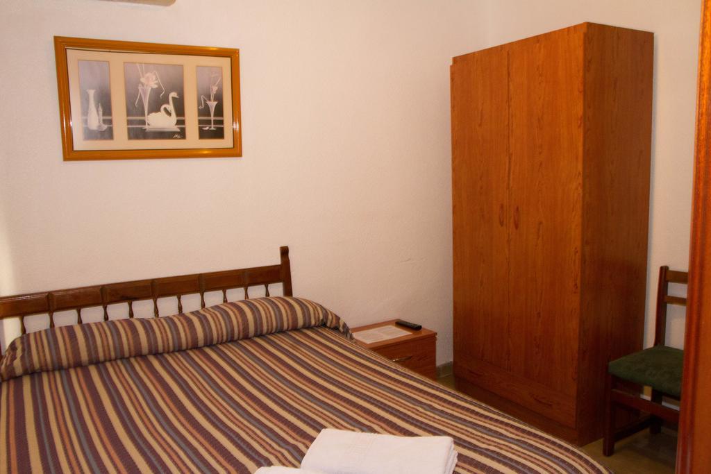 Chambre Double avec Salle de Bains Commune
