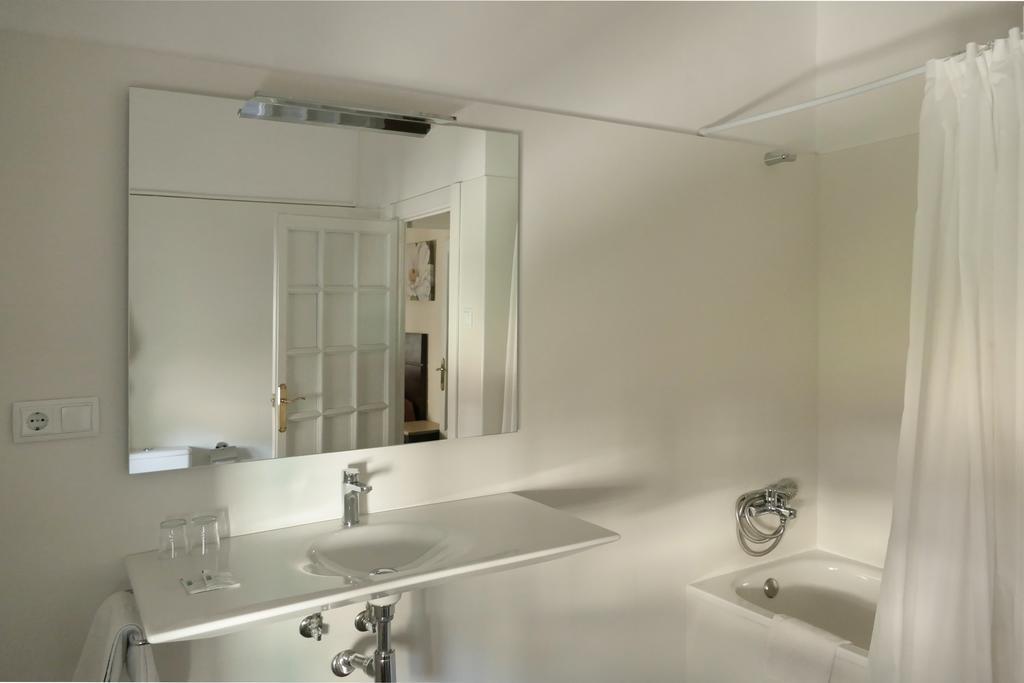 Double or Twin Room,345414997:JPEG