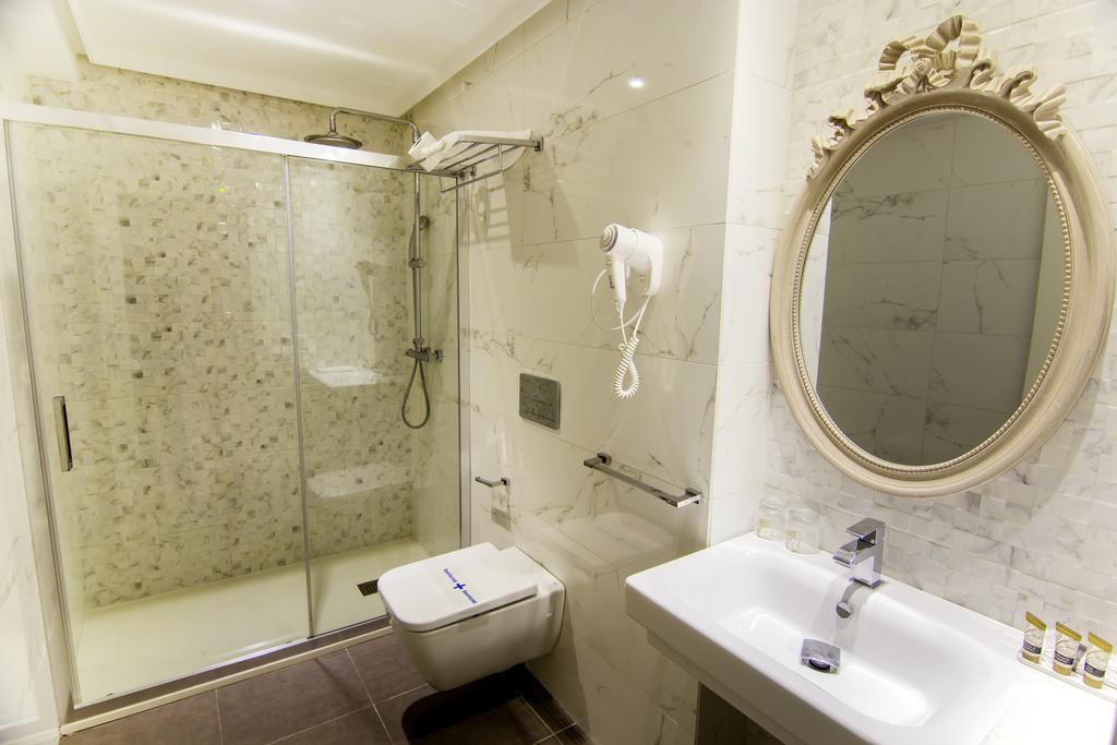 Double Room,364299781:JPEG