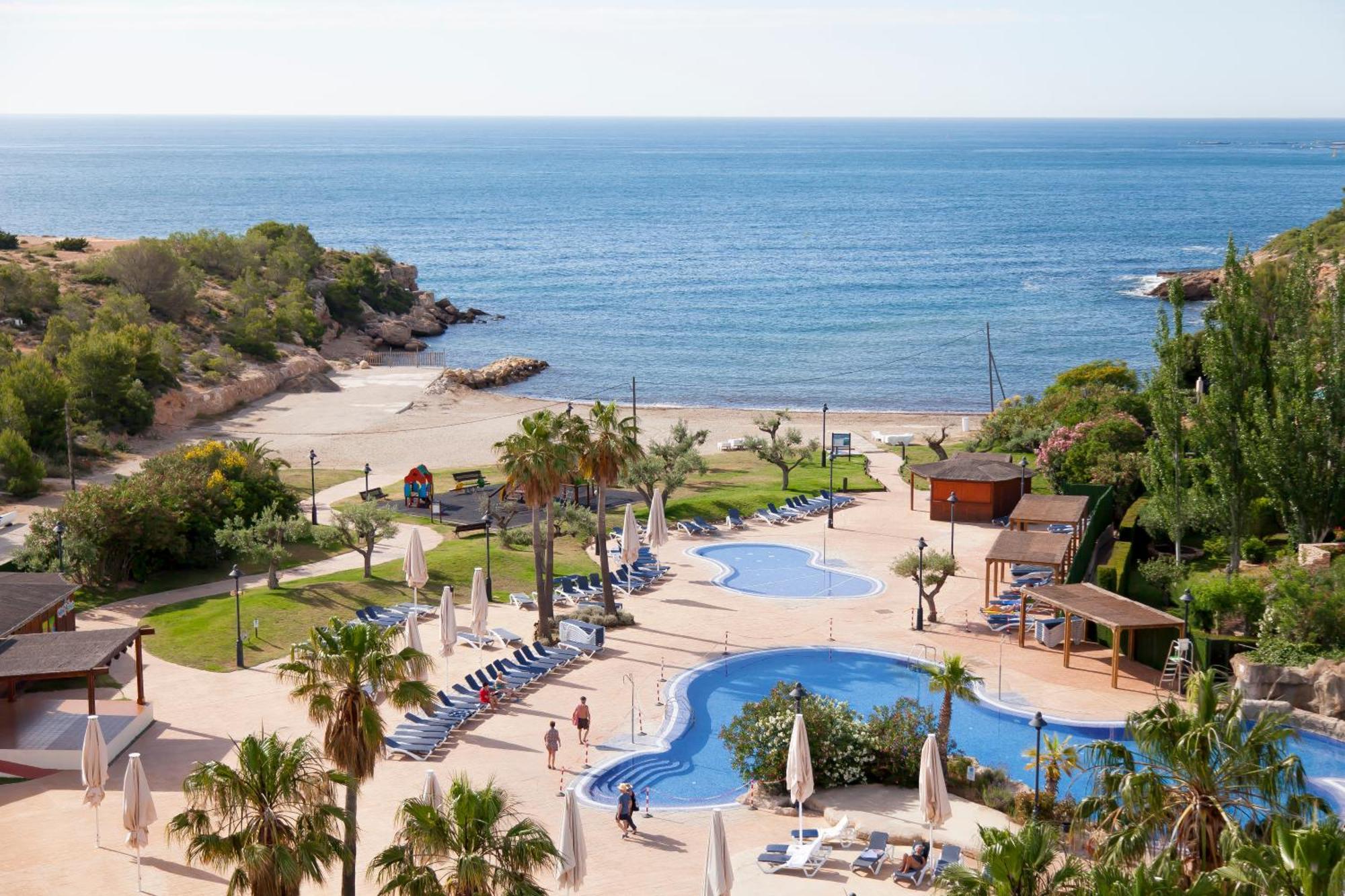 Chambre Familiale Triple Supérieure - Vue sur Mer (2 Adultes + 1 Enfant)