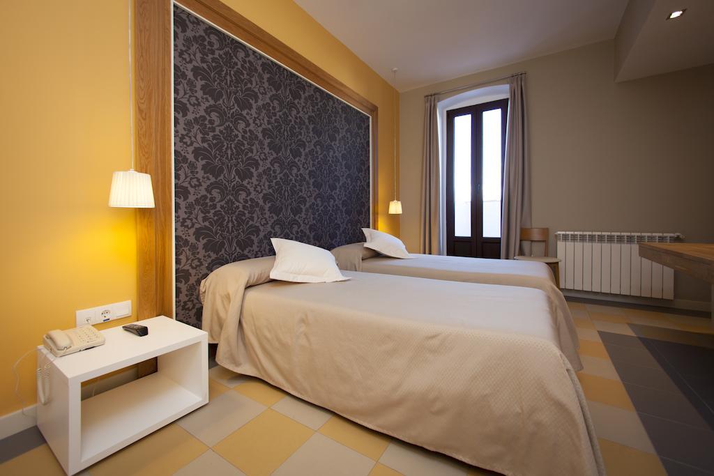 Twin Room Terrace