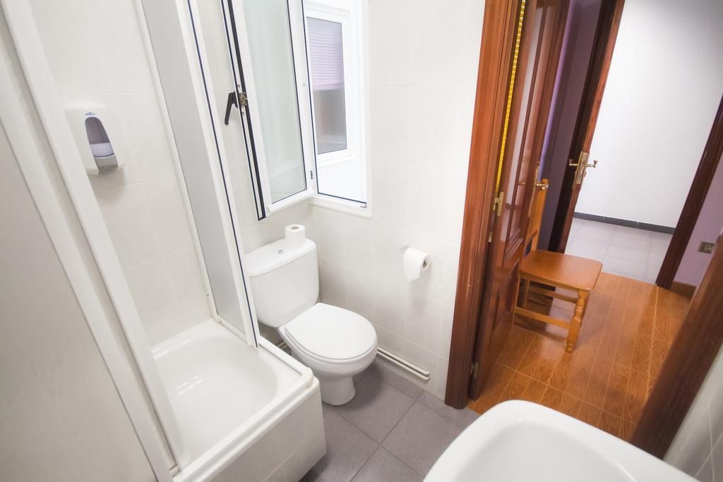 Habitación Doble con baño privado - 2 camas