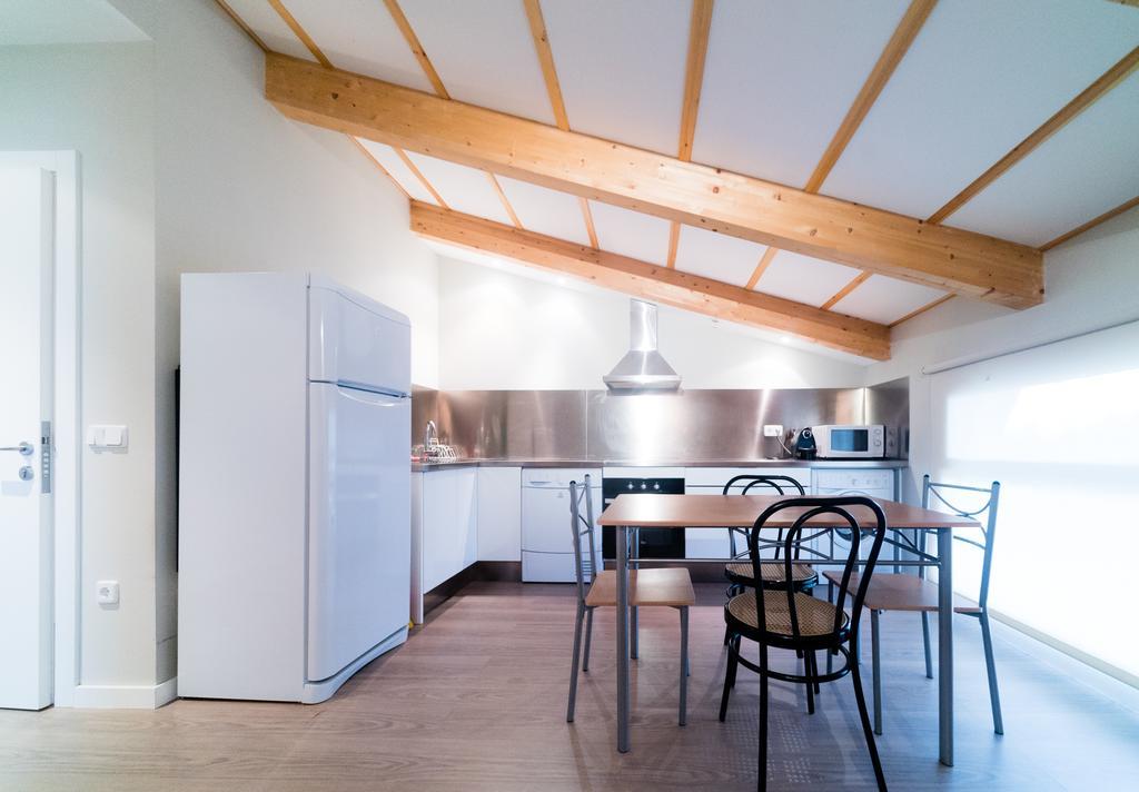 Two-Bedroom Apartment,394334226:JPEG