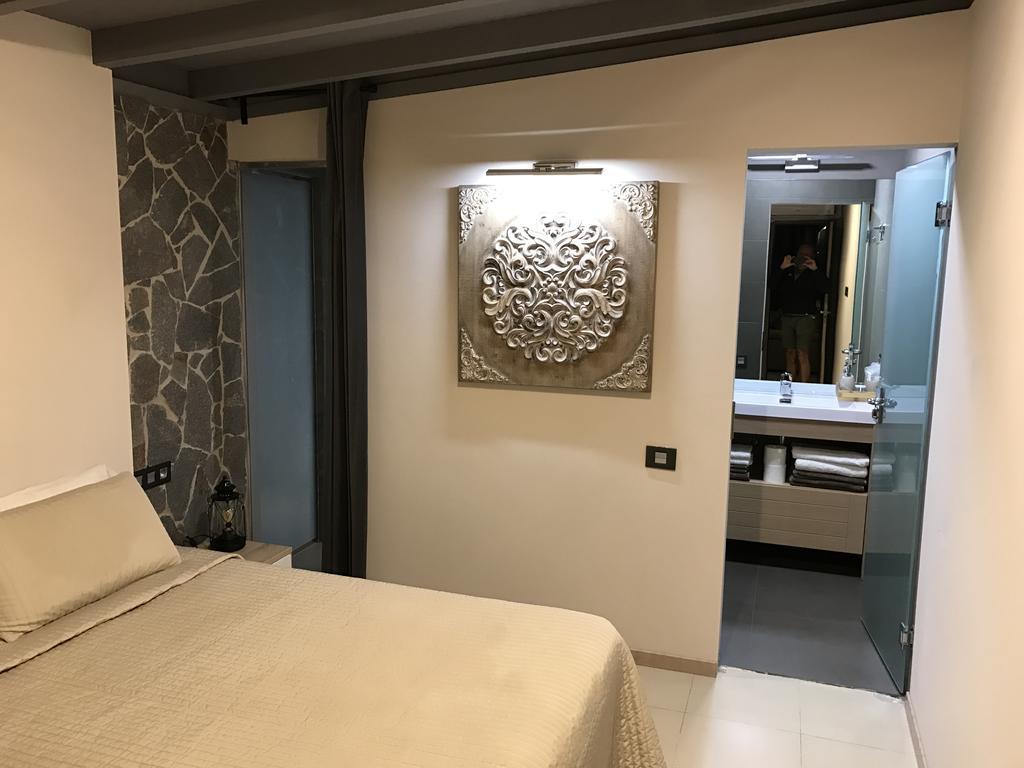 One-Bedroom Bungalow,395814060:JPEG