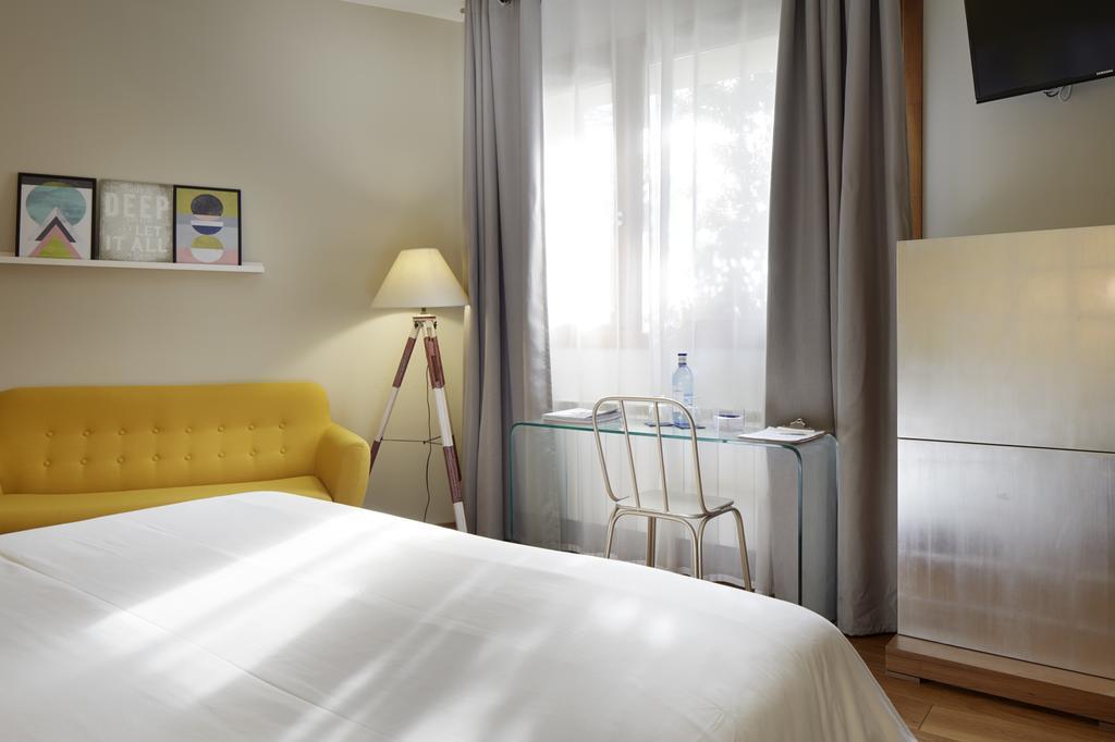 Double or Twin Room Ground Floor,396493149:JPEG