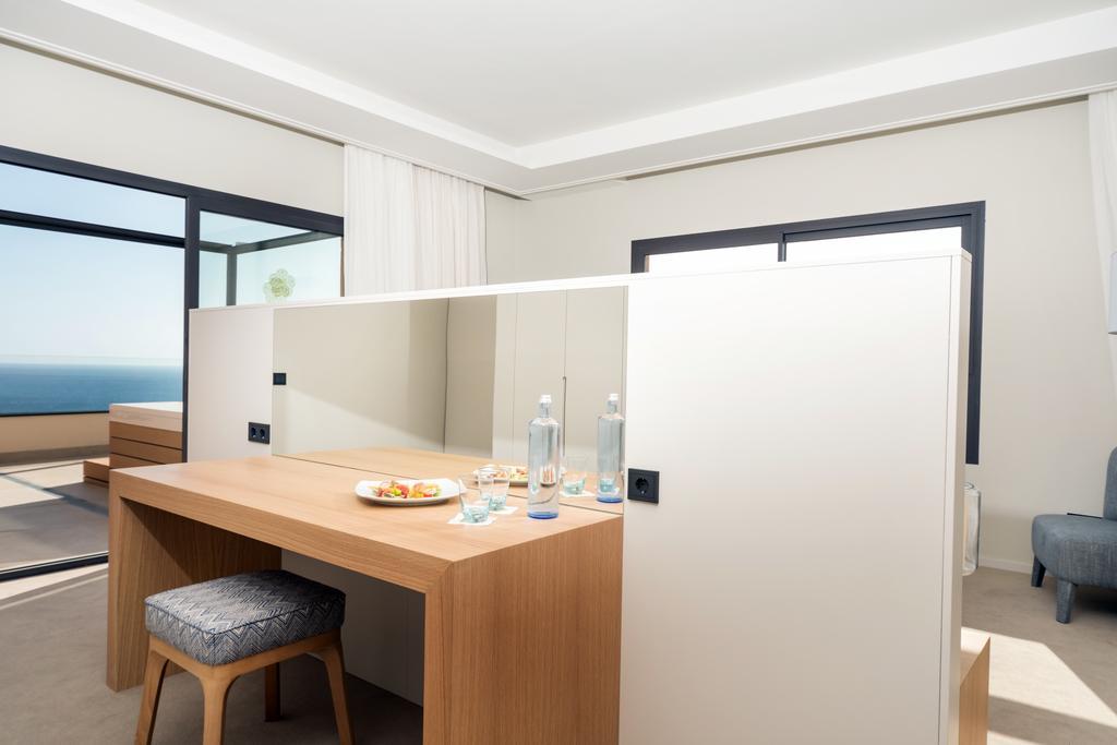 Suite Aquamarine The Royal- Adults Only