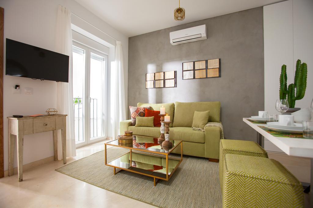 Double Room,398536590:JPEG