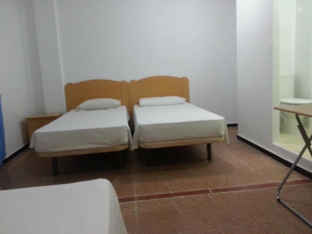 Chambre Triple avec Salle de Bains Privative